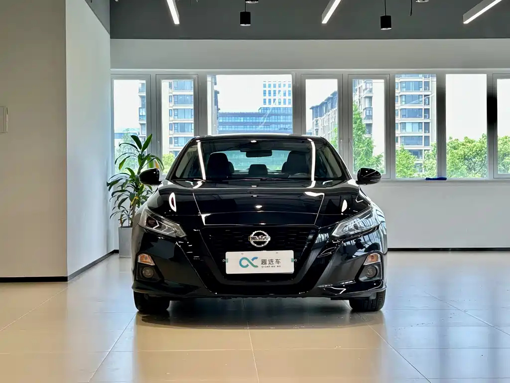 NISSAN TEANA 2021