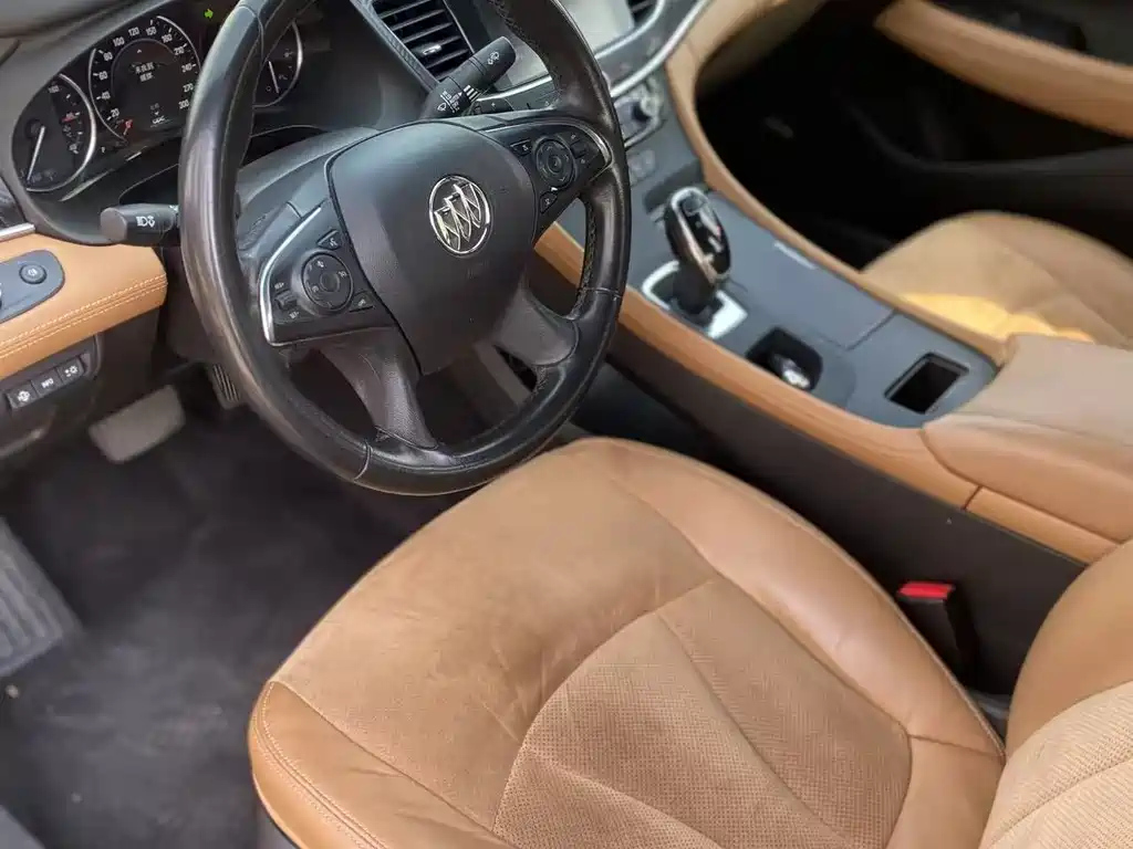 BUICK LACROSSE 2018