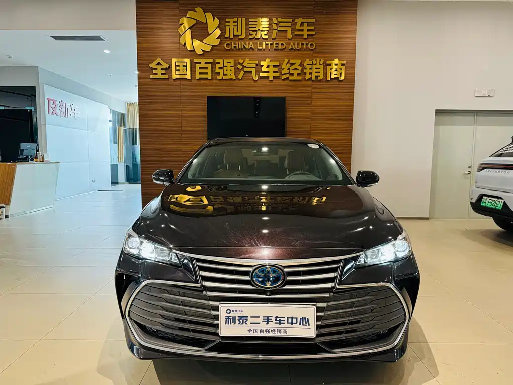 TOYOTA AVALON 2019