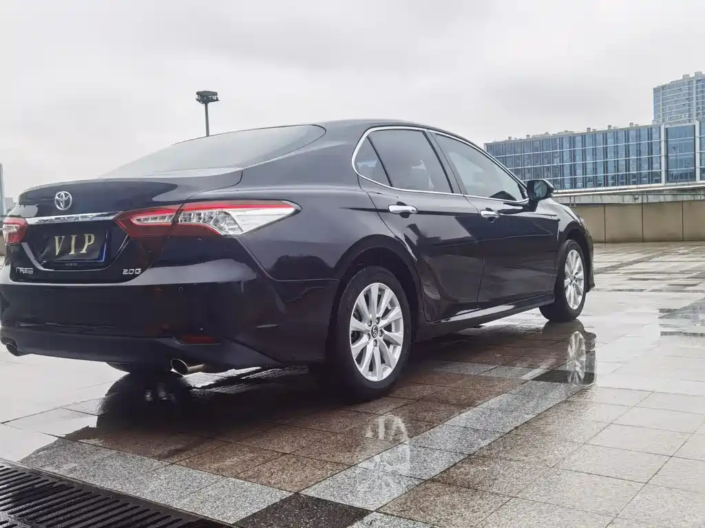 TOYOTA CAMRY 2020