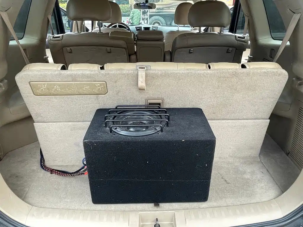 TOYOTA HIGHLANDER 2011
