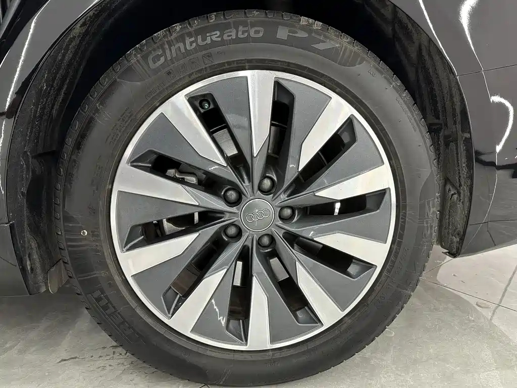 AUDI A6L 2021