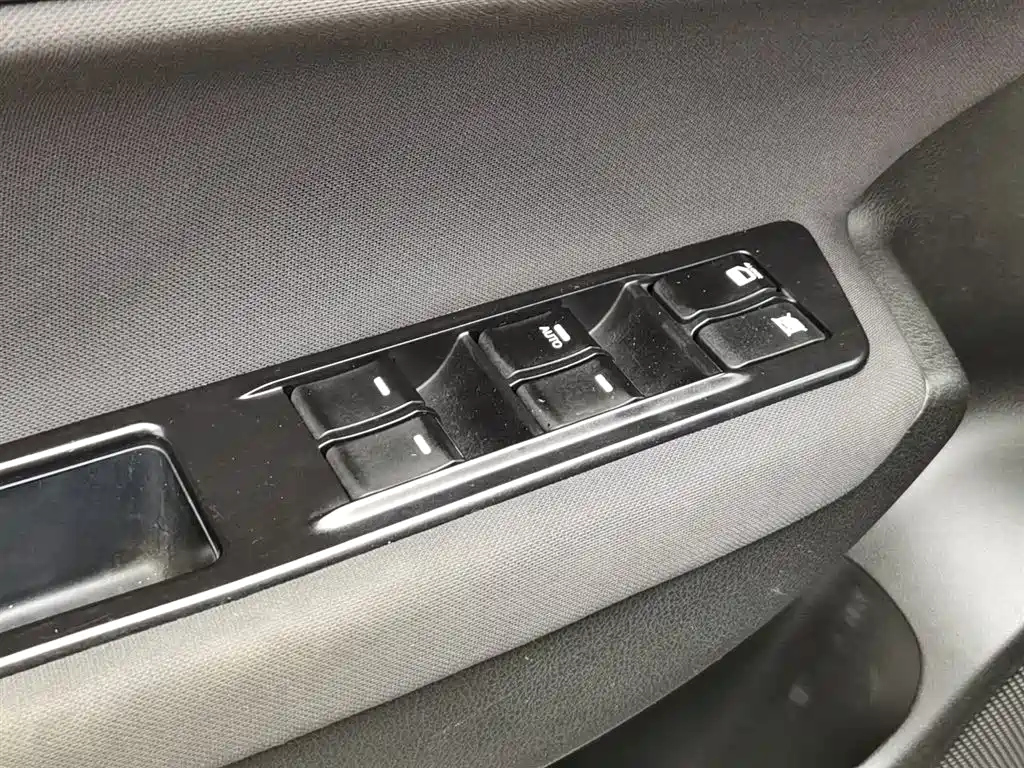 TRUMPCHI GS5 2013