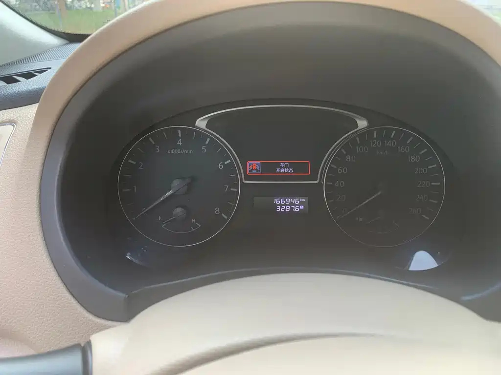 NISSAN TEANA 2016