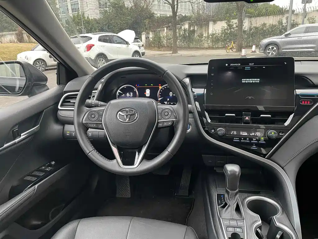 TOYOTA CAMRY 2021