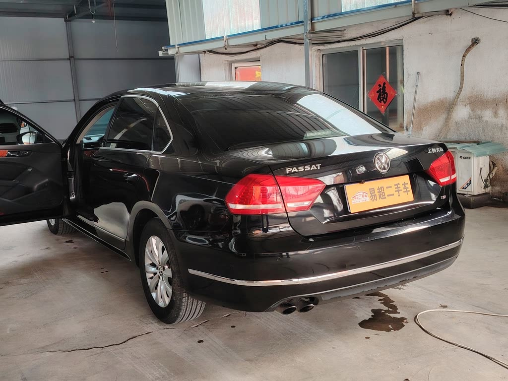 VOLKSWAGEN PASSAT 2014