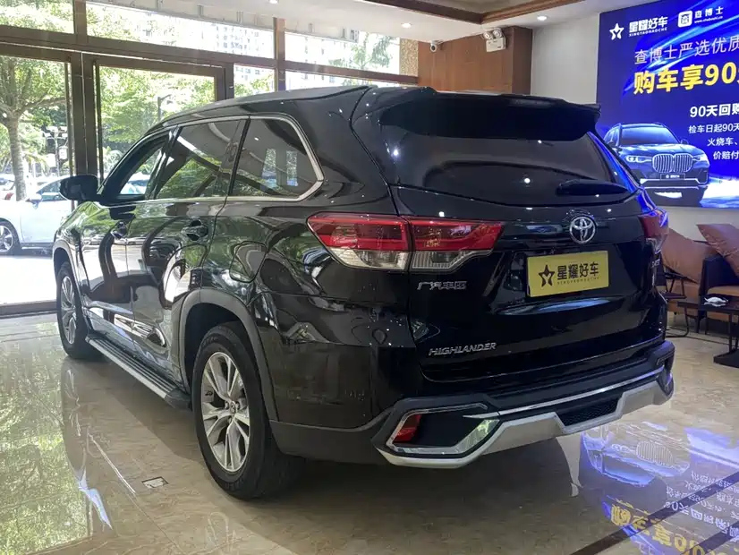 TOYOTA HIGHLANDER 2019