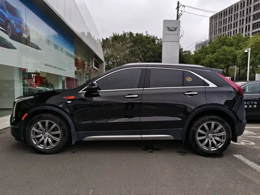 CADILLAC XT4 2020