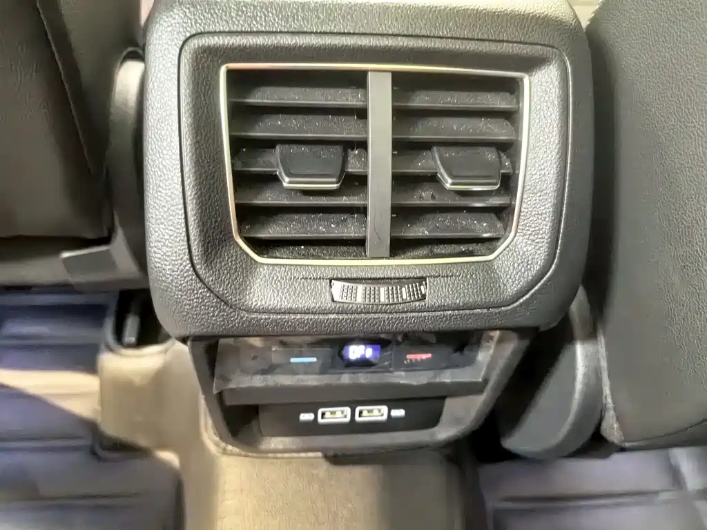 VOLKSWAGEN TAYRON 2020