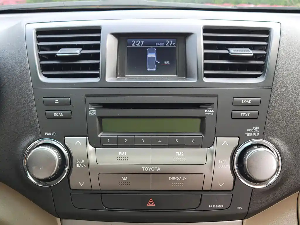 TOYOTA HIGHLANDER 2009