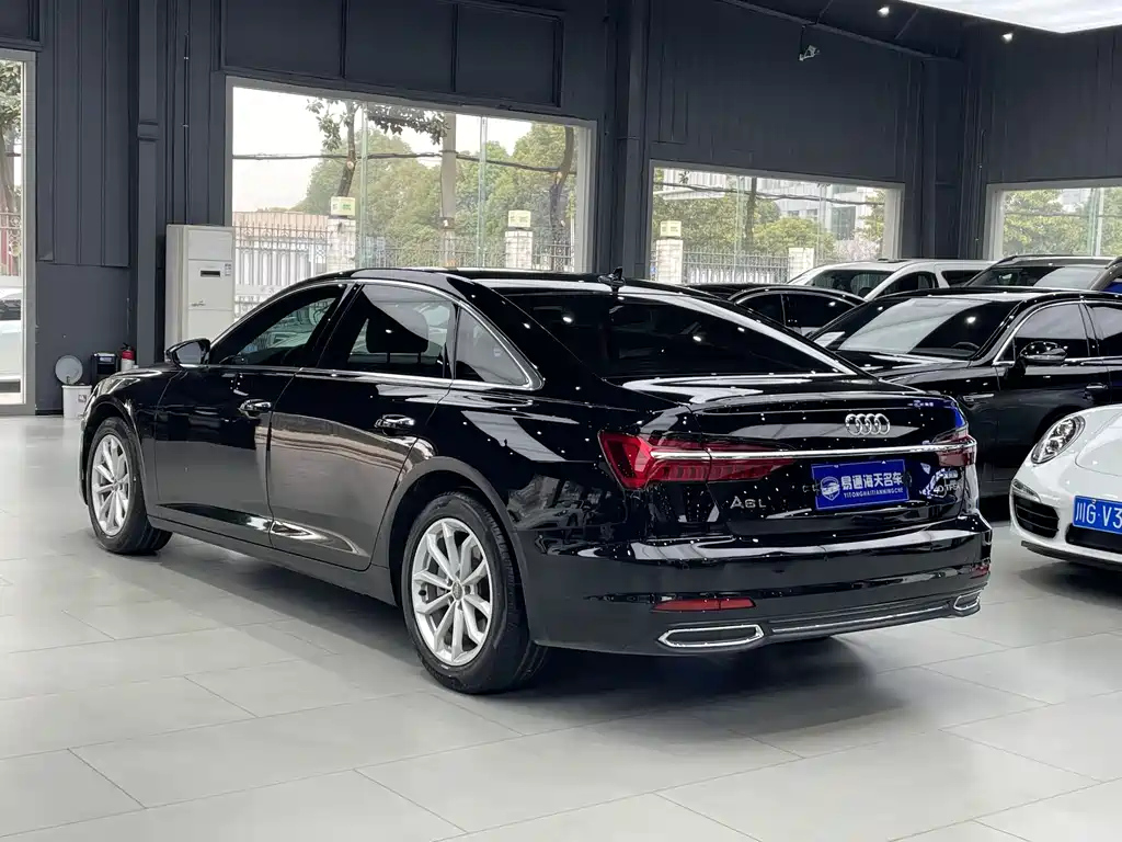 AUDI A6L 2021