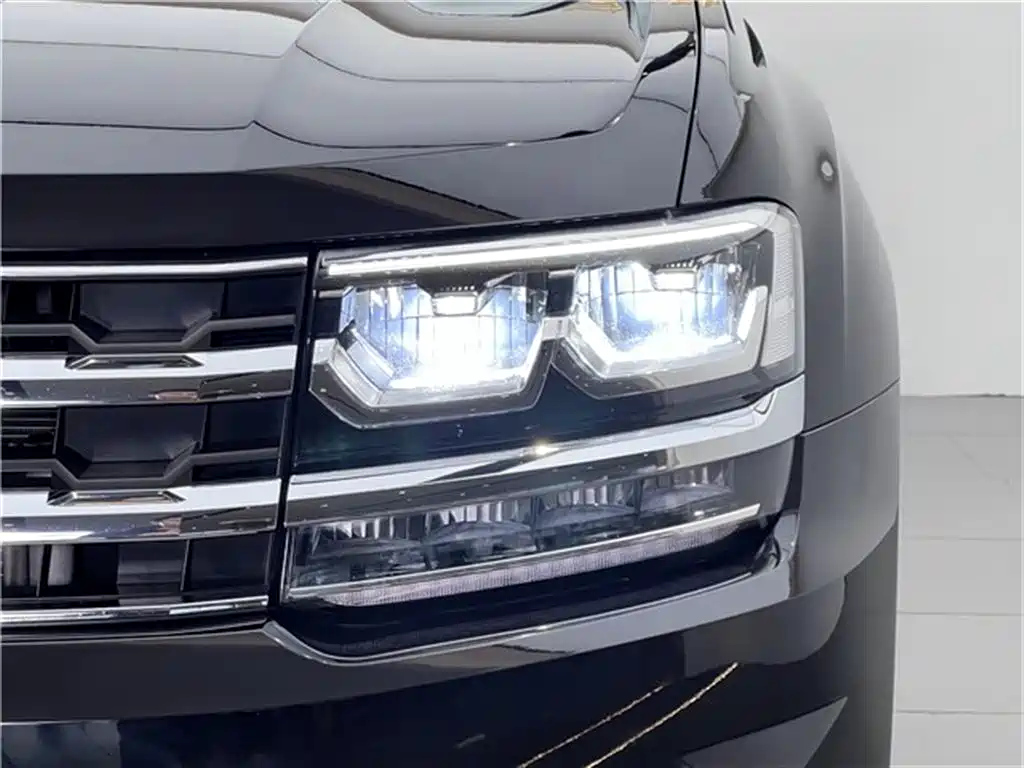 VOLKSWAGEN TOURAN 2020