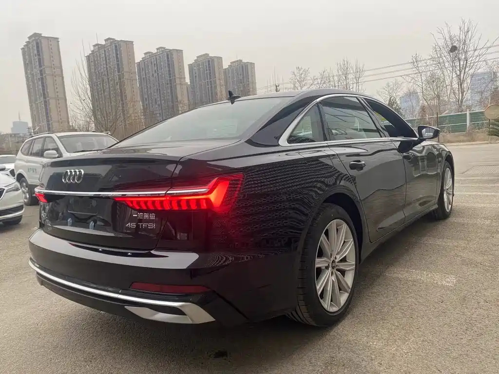 AUDI A6L 2024