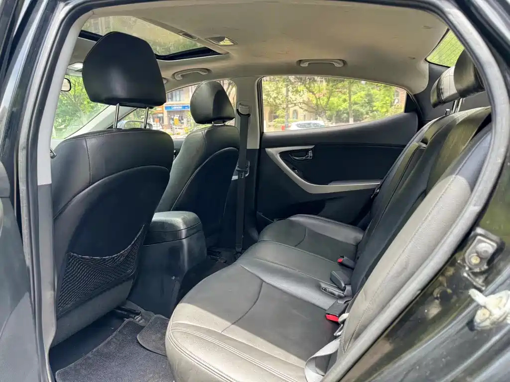 HYUNDAI ELANTRA 2014