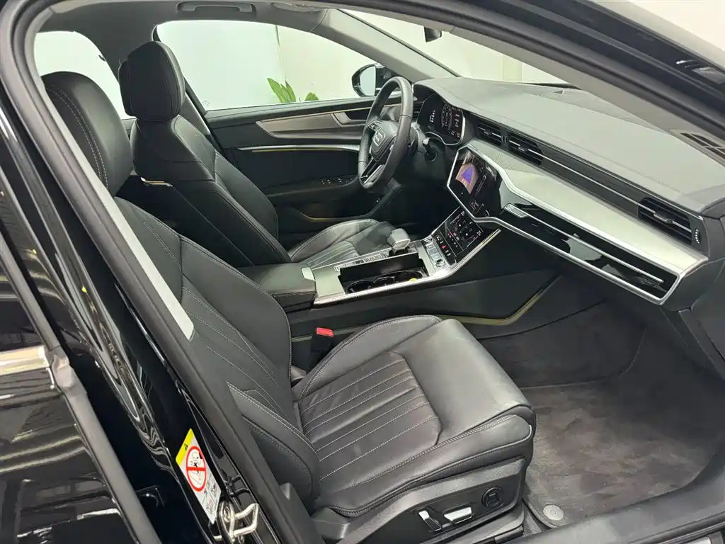 AUDI A6L 2023