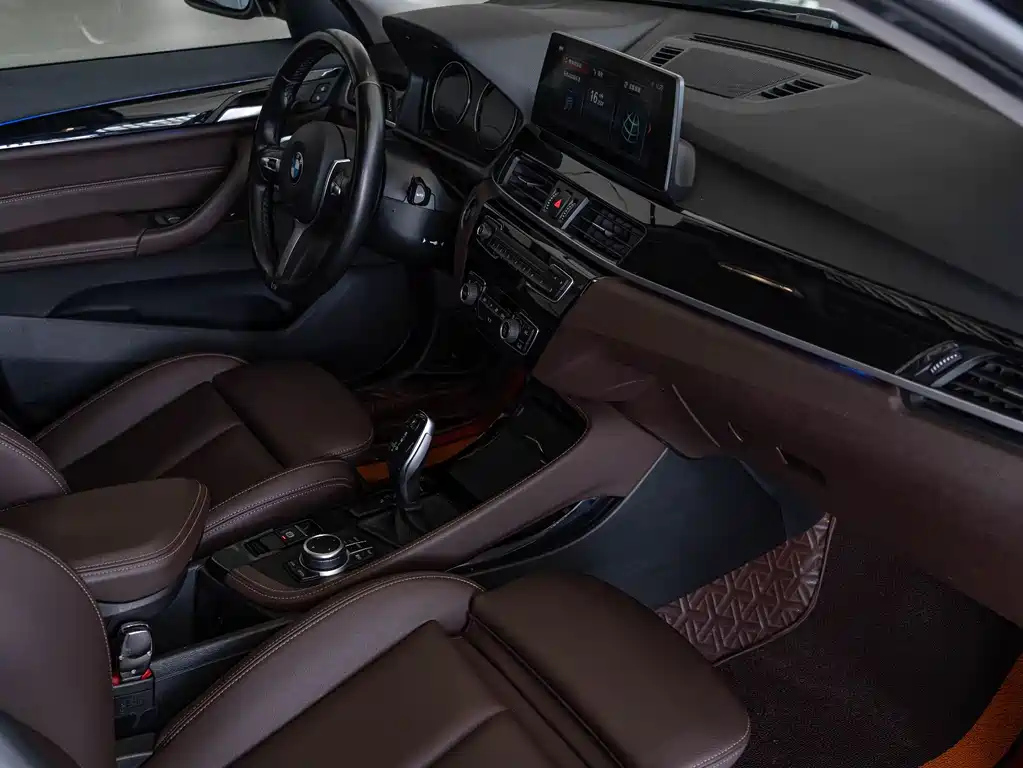BMW X1 2021