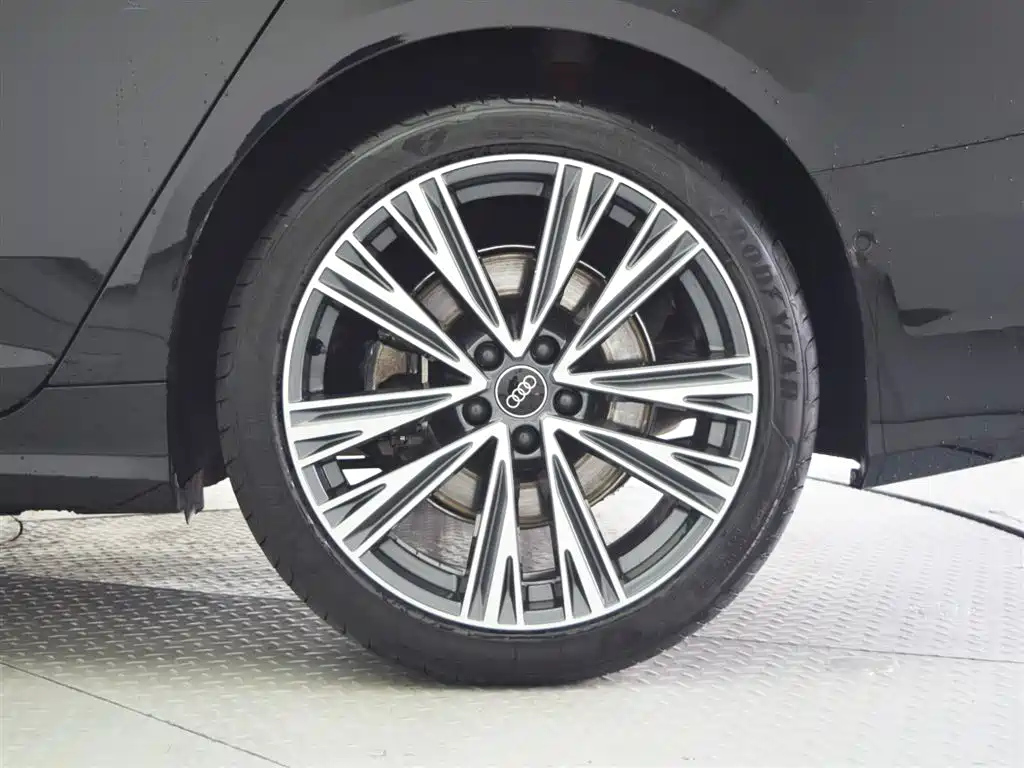 AUDI A6L 2023