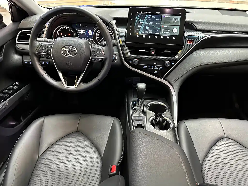TOYOTA CAMRY 2022