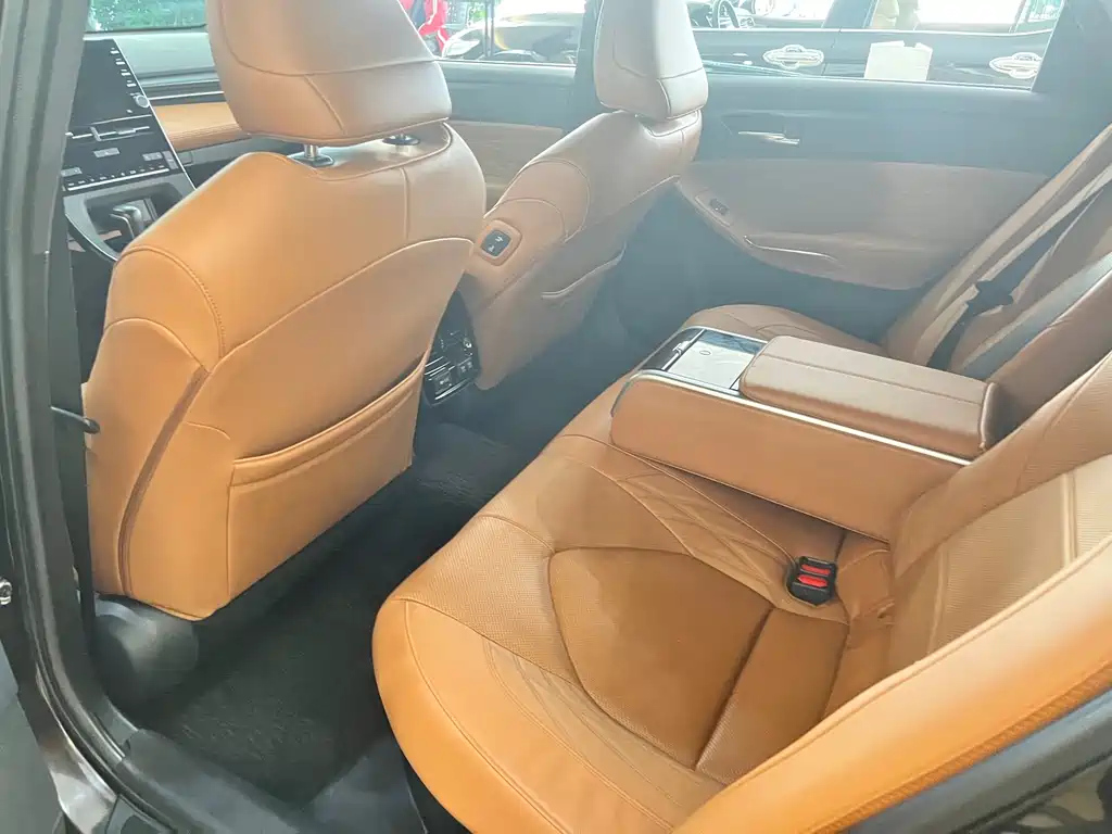 TOYOTA AVALON 2019