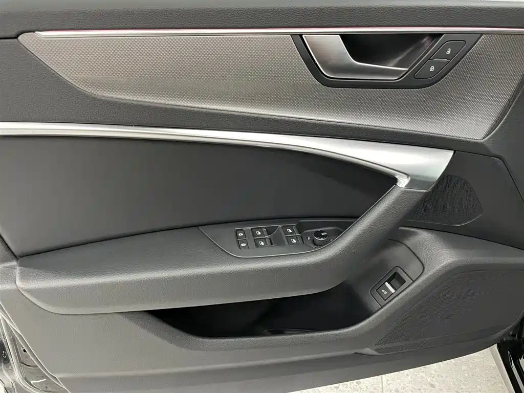 AUDI A6L 2022