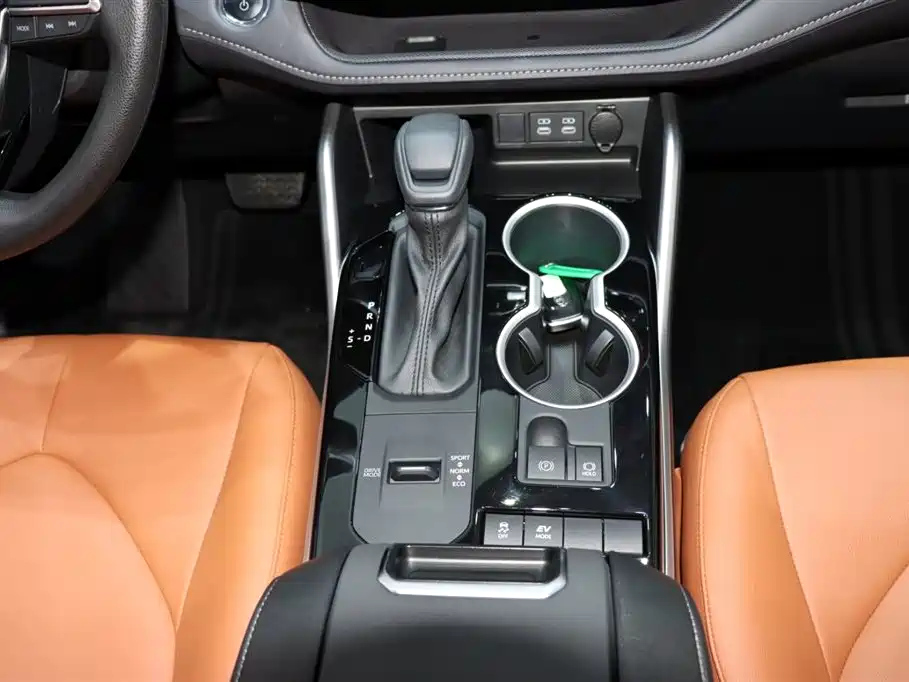 TOYOTA HIGHLANDER 2023