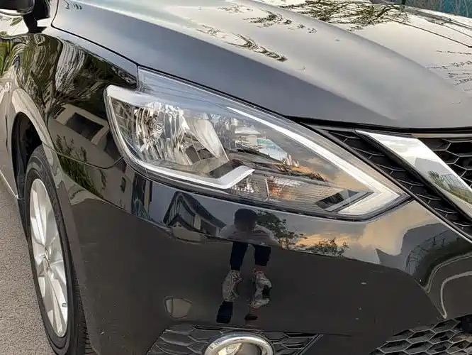 NISSAN SYLPHY 2020