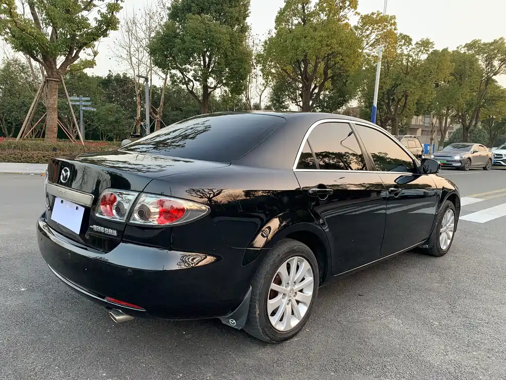 MAZDA 6 2010