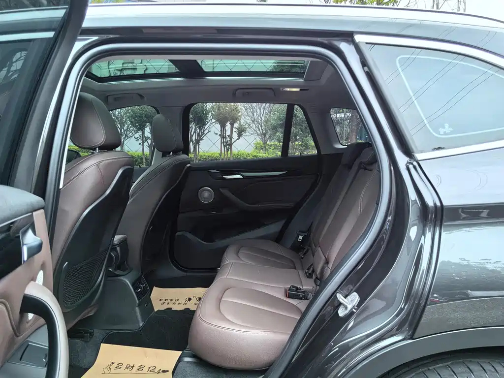 BMW X1 2021