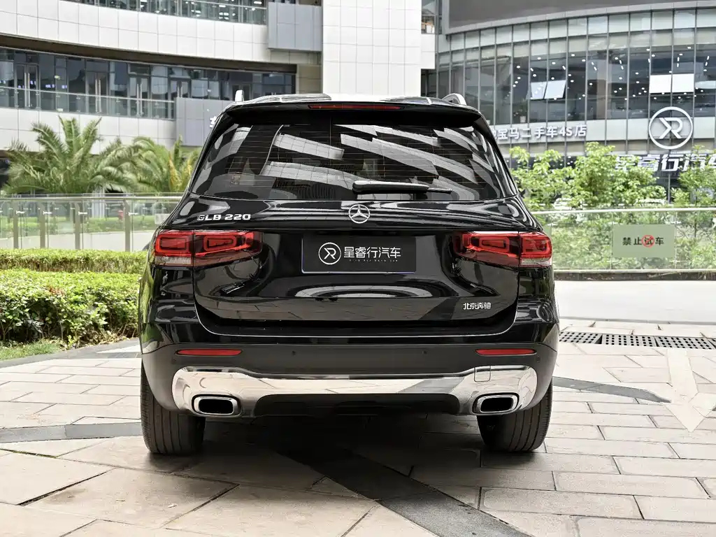 MERCEDES BENZ GLB 2022