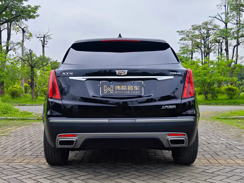 CADILLAC XT5 2023