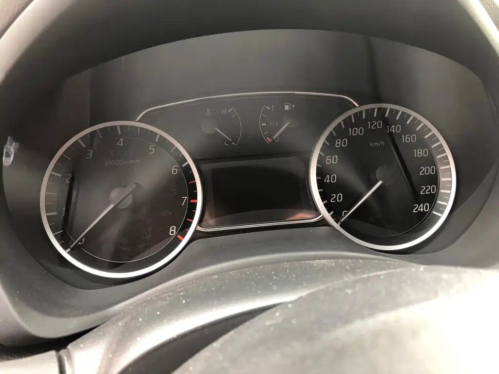 NISSAN SYLPHY 2022