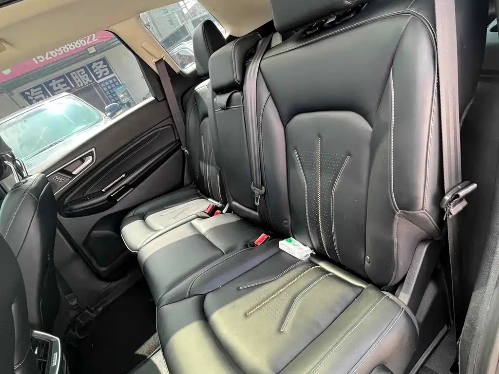 FORD EDGE 2022
