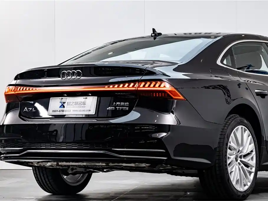 AUDI A7L 2024