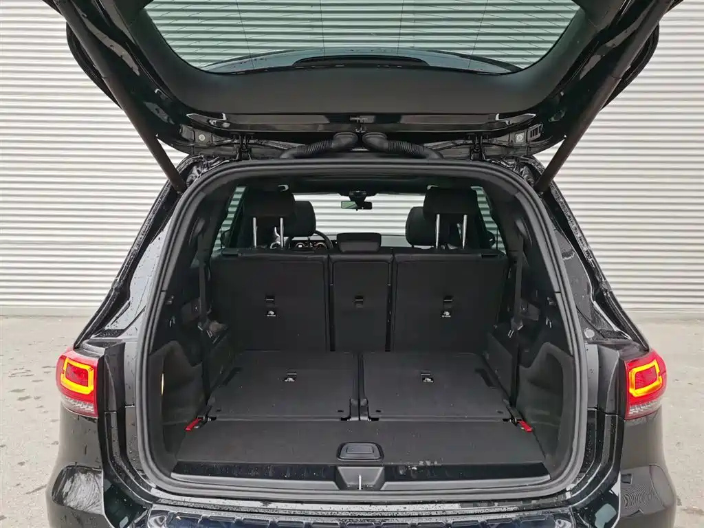 MERCEDES BENZ GLB 2020