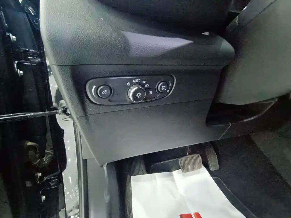 BUICK ENVISION 2022