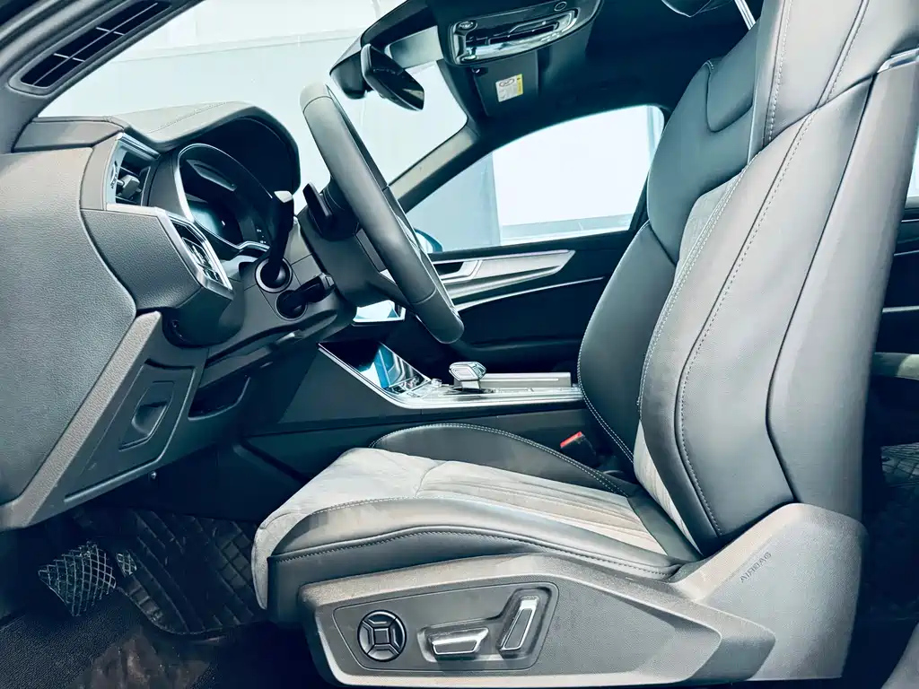 AUDI A6L 2023