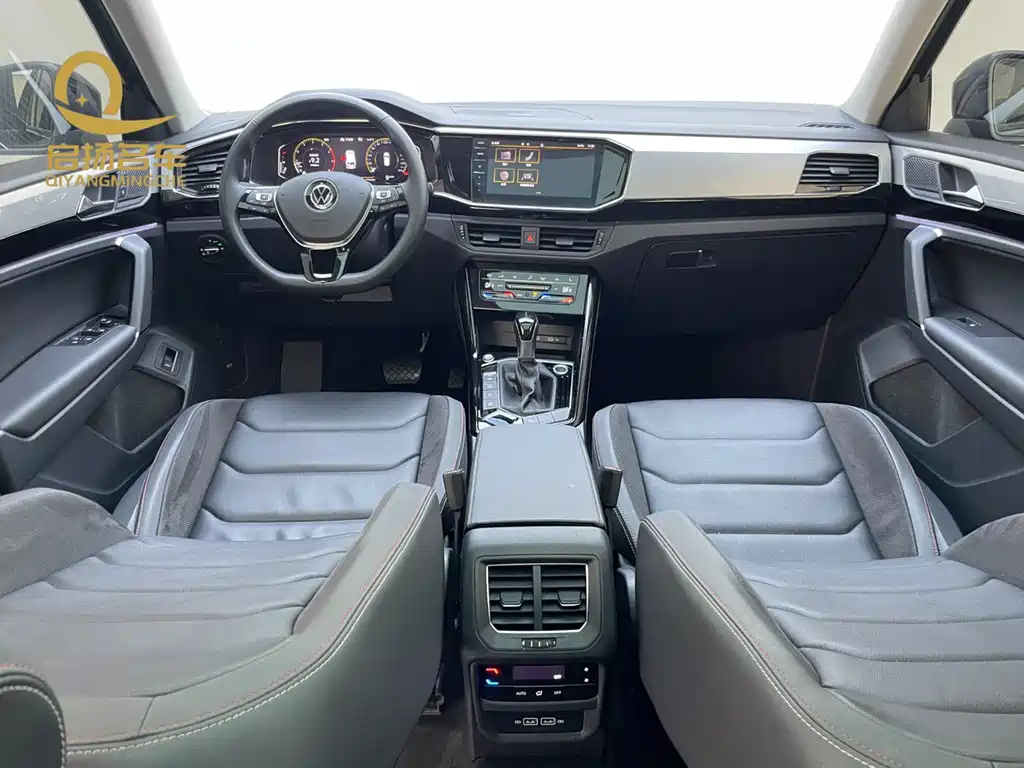 VOLKSWAGEN TAYRON 2022