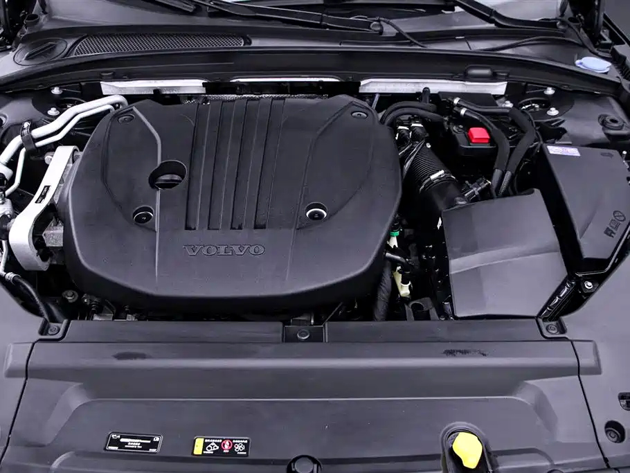 VOLVO S90 2021