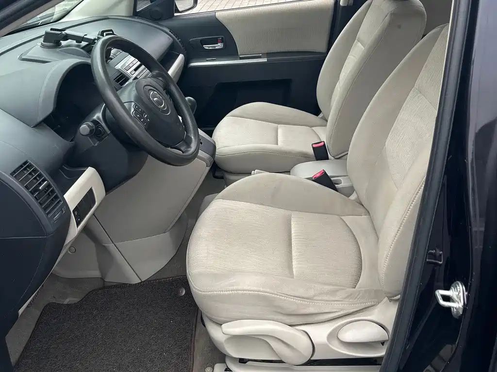 MAZDA 5 2011
