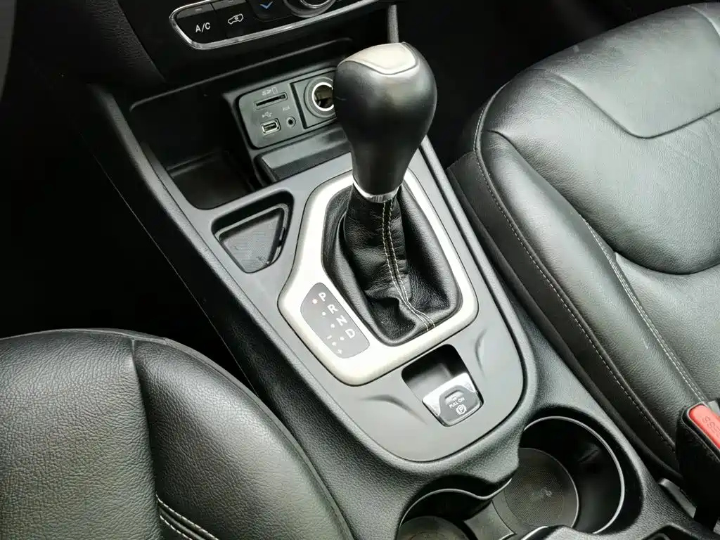 JEEP CHEROKEE 2017