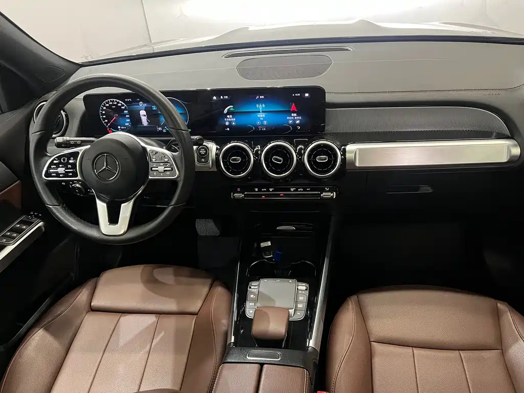 MERCEDES BENZ GLB 2022