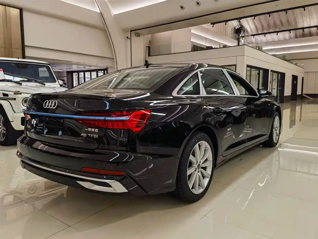 AUDI A6L 2024