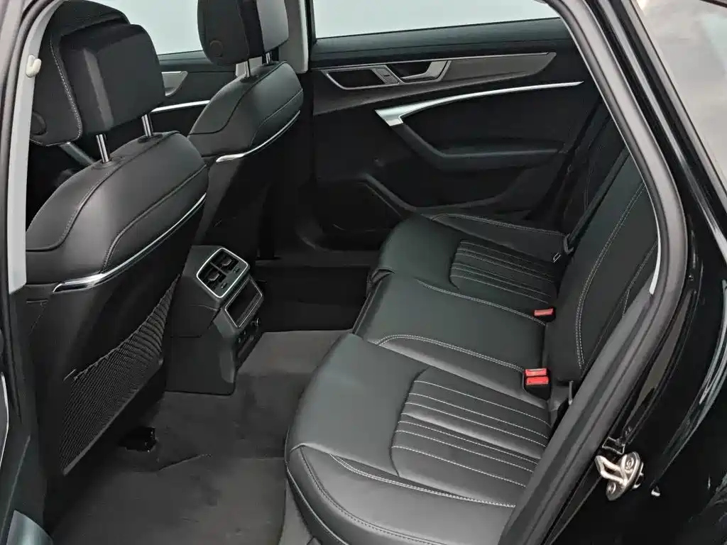 AUDI A6L 2023