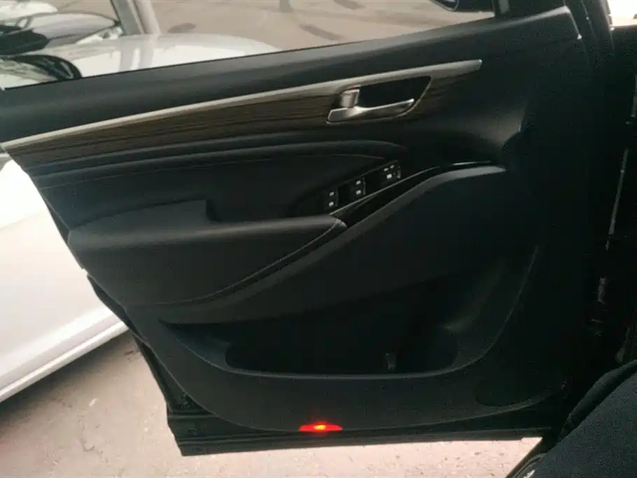 TRUMPCHI M8 2021