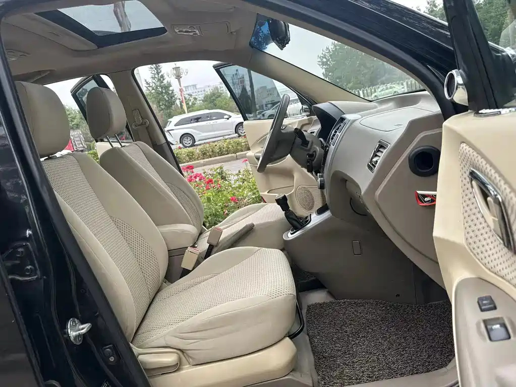 HYUNDAI TUCSON 2010
