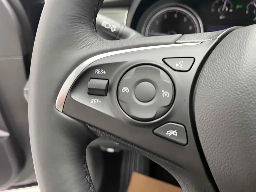 BUICK LACROSSE 2022