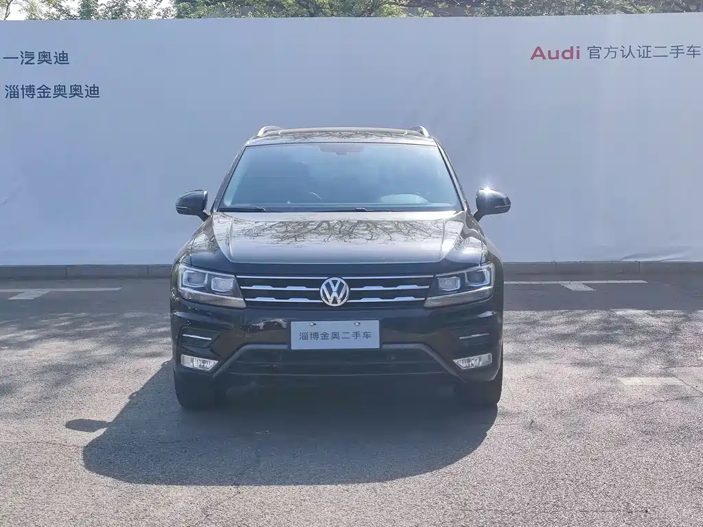 VOLKSWAGEN TIGUAN L 2020