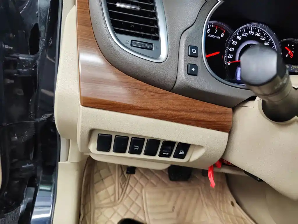 NISSAN TEANA 2012