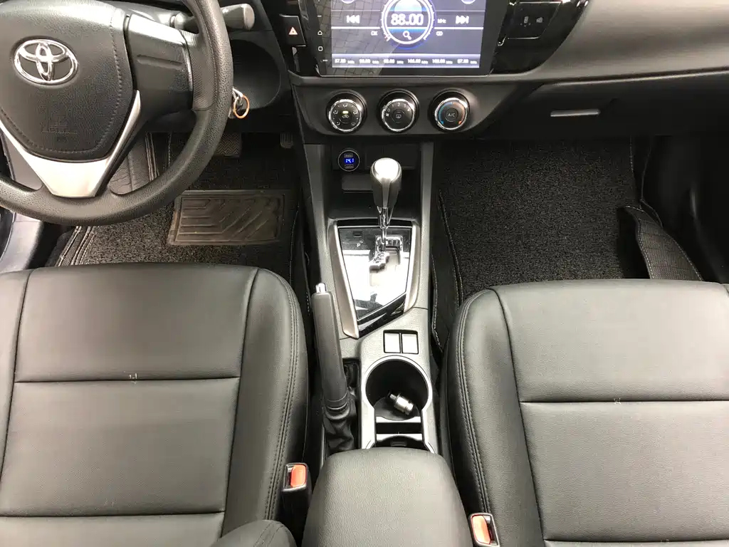 TOYOTA RALINK 2017