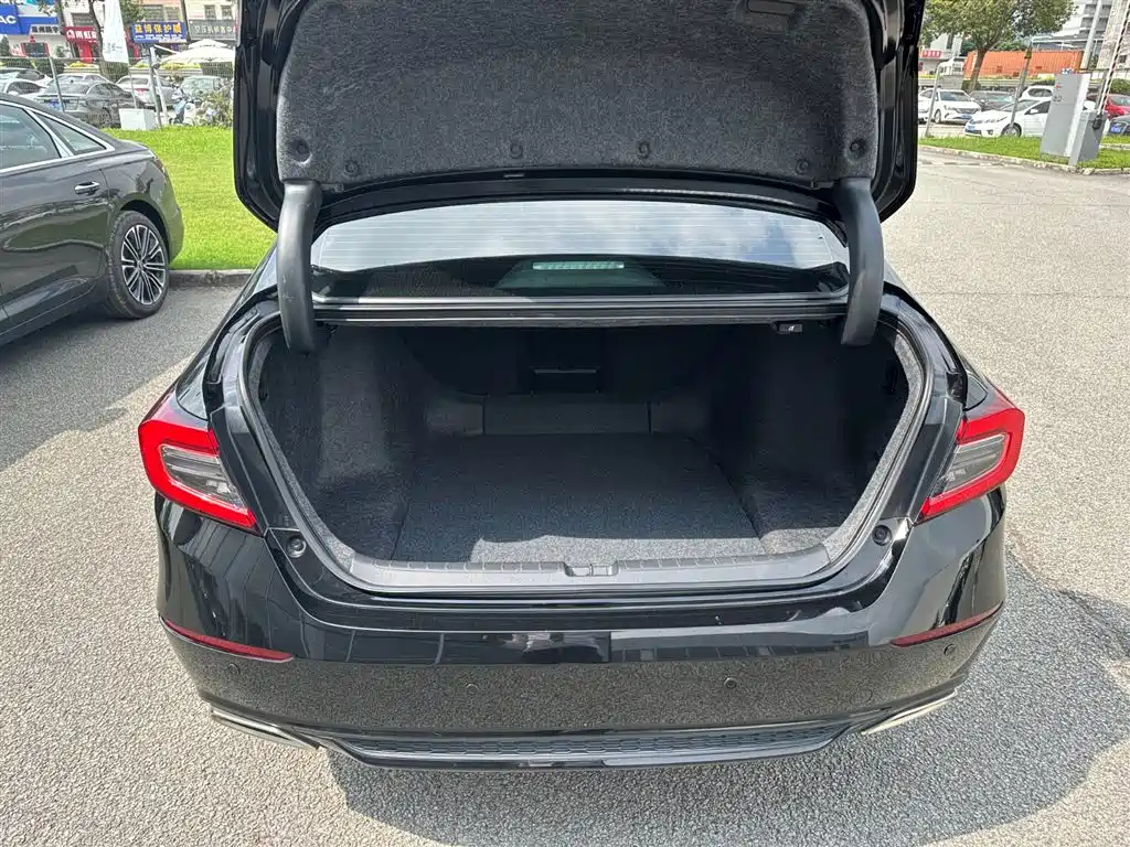 HONDA ACCORD 2022